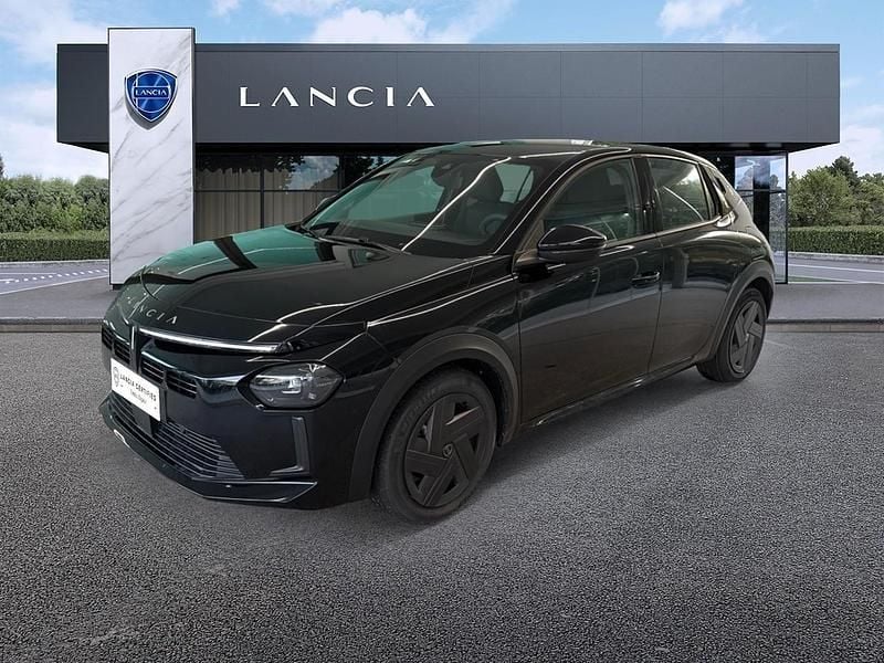 Nuova Lancia Ypsilon 101 CV (74 kW) 2025 Nero Utilitaria