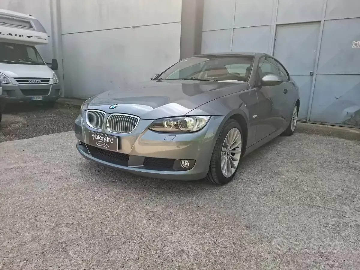 Usata BMW 320 170 CV (125 kW) 2008 Grigio Coupé
