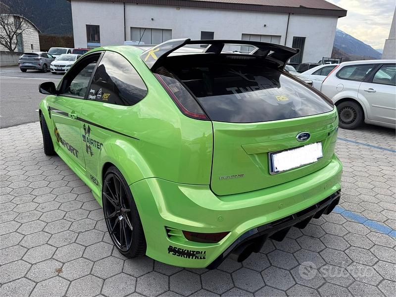 Usata Ford Focus RS 305 CV (224 kW) 2010 Verde Berlina