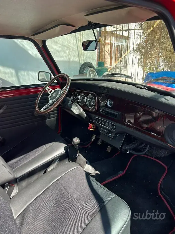 Usata Mini 1000 44 CV (32 kW) 1989 Utilitaria
