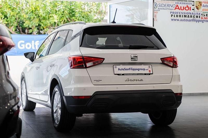 Usata Seat Arona Reference 95 CV (69 kW) 2023 Bianco pastello SUV