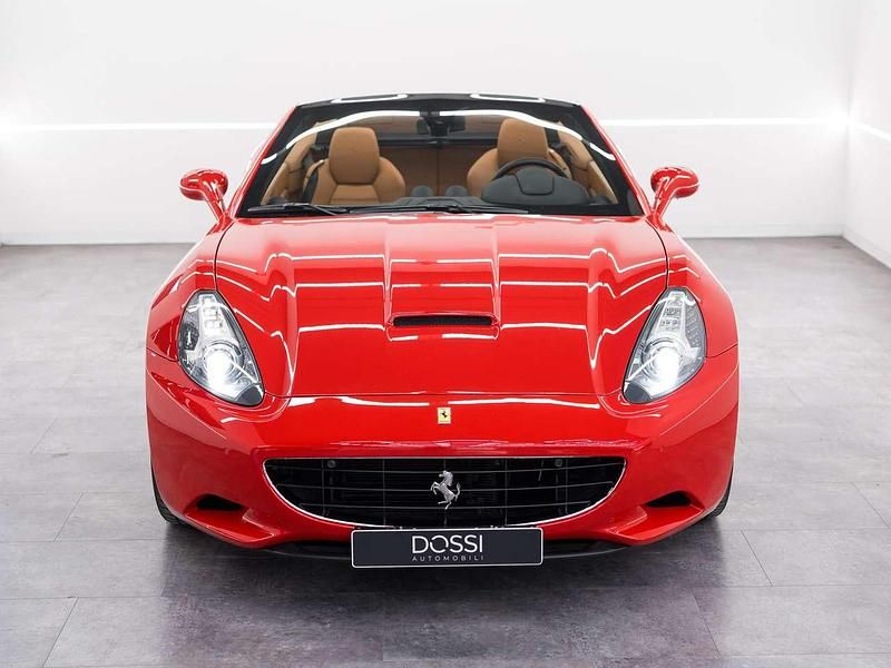 Usata Ferrari California 460 CV (338 kW) 2011 Rosso Cabrio