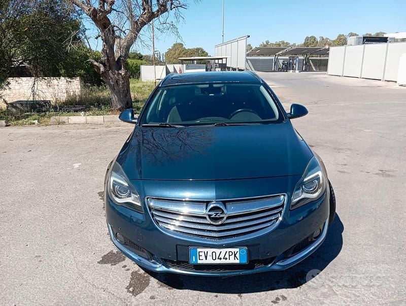 Usata Opel Insignia 174 CV (127 kW) 2018 Blu Station wagon