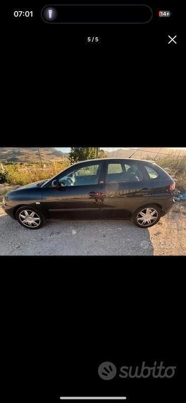 Nero Usata 2006 Seat Ibiza Due volumi | 800 € - Immagine 1/4