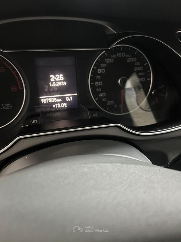 Usata Audi A4 143 CV (105 kW) 2012 Nero Station wagon