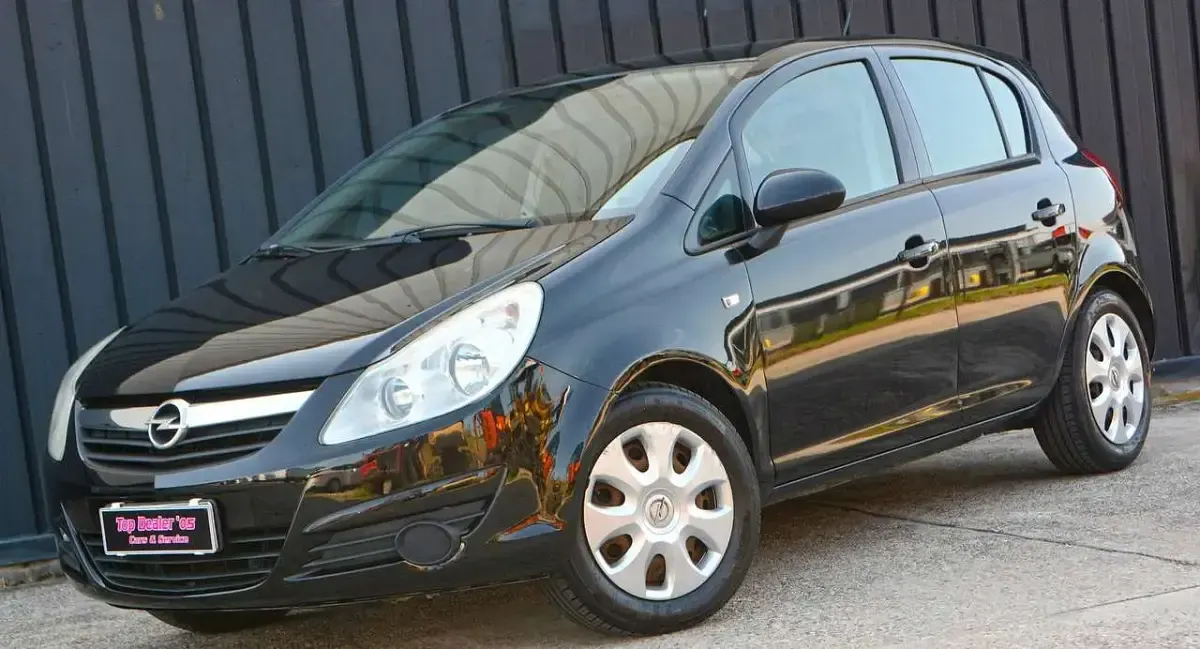 Usata Opel Corsa Club 80 CV (58 kW) 2008 Nero Utilitaria