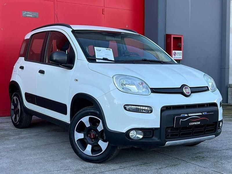 Bianco Usata 2018 Fiat Panda 4x4 Due volumi | 11.700 € (Buon prezzo) - Immagine 1/4