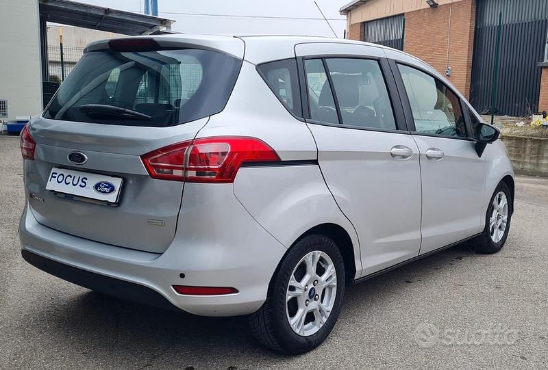 Usata Ford B-MAX Business Edition 101 CV (74 kW) 2014 Grigio Monovolume
