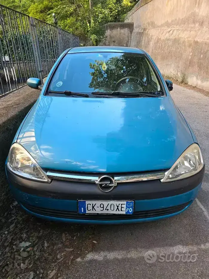 Usata Opel Corsa 75 CV (55 kW) 2003 Bluazzurro Utilitaria