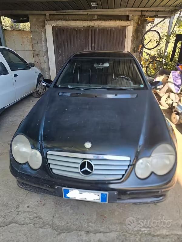 Usata Mercedes 220 2003 Nero Coupé