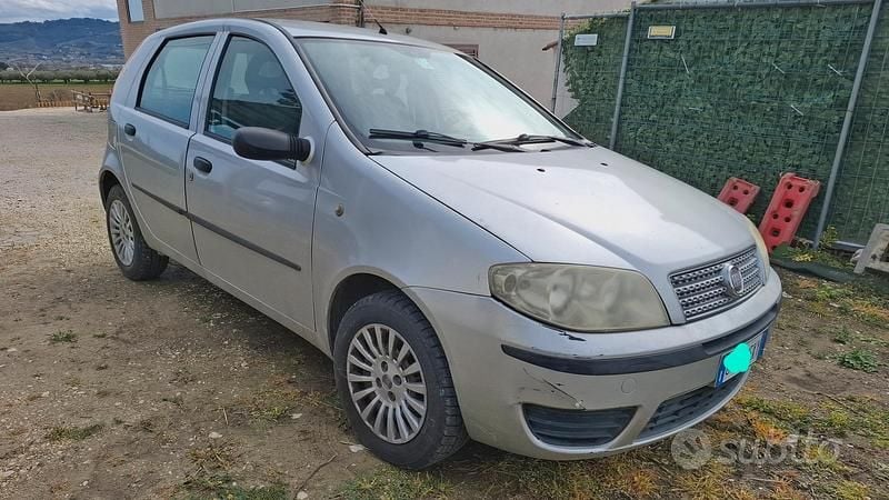 Brugt Fiat Punto Classica 60 HK (44 kW) 2008 Grå Hatchback