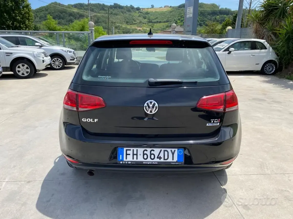 Usata VW Golf VII Comfortline 110 CV (80 kW) 2017 Nero Berlina