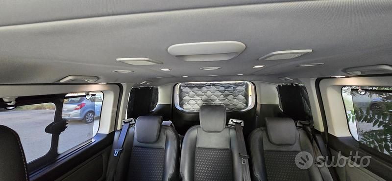 Usata Ford Tourneo Custom Sport 170 CV (125 kW) 2019 Nero Furgone