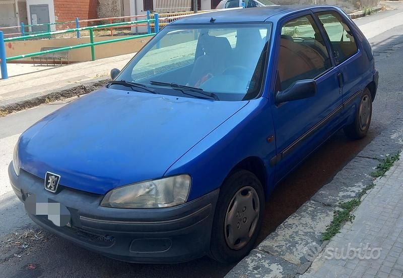 Usata Peugeot 106 60 CV (44 kW) 1997 Blu Utilitaria