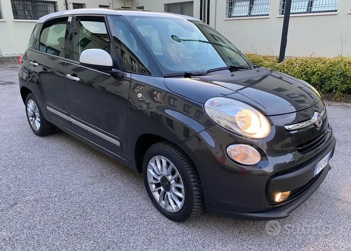 Usata Fiat 500L Lounge 105 CV (77 kW) 2015 Marrone Monovolume