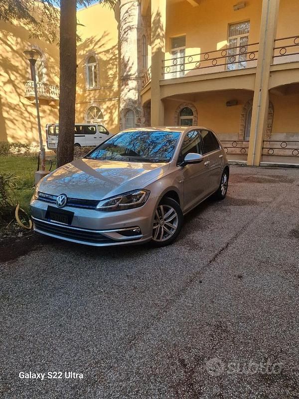 Usata VW Golf VIII 2020 Grigio Berlina