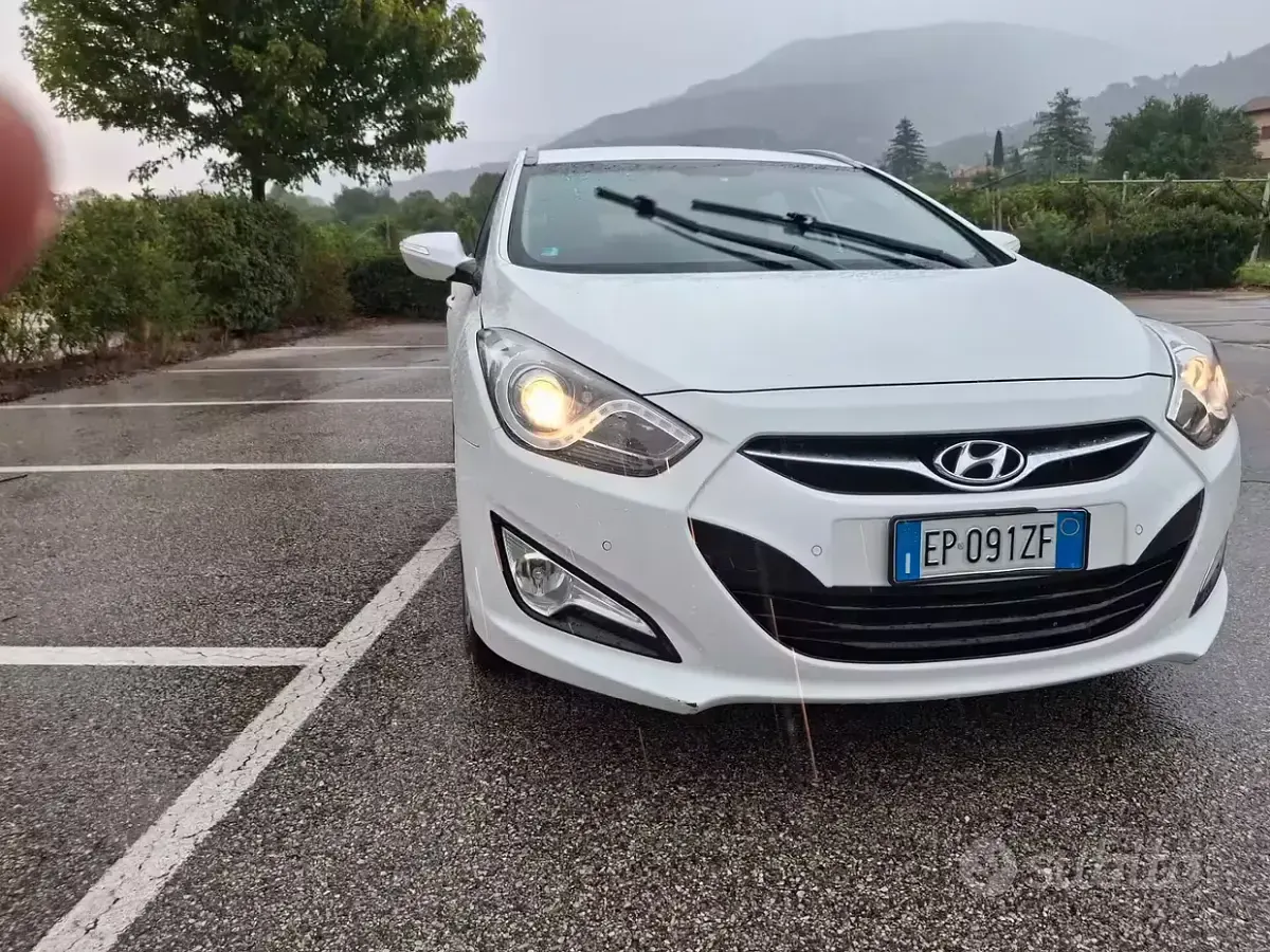 Usata Hyundai i40 116 CV (85 kW) 2014 Bianco Station wagon