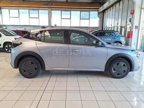 Nuova Lancia Ypsilon 101 CV (74 kW) 2026 Grigio Utilitaria