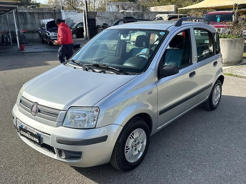 Argento Usata 2009 Fiat Panda Dynamic Berlina | 4500 € (Cara) - Immagine 1/4