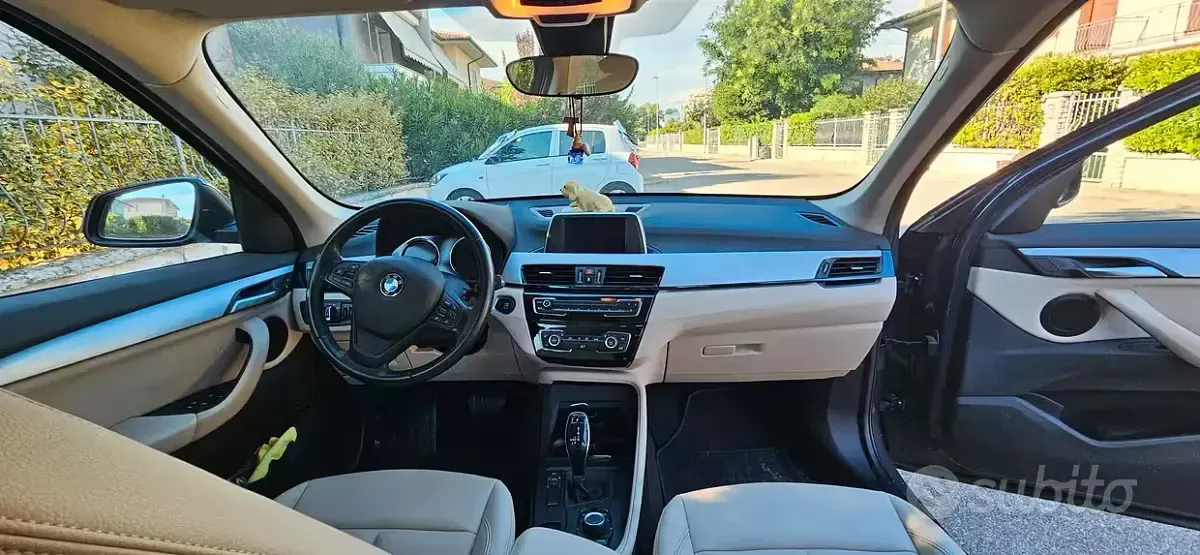 Usata BMW X1 Efficient Dynamics 190 CV (139 kW) 2019 Bluazzurro SUV