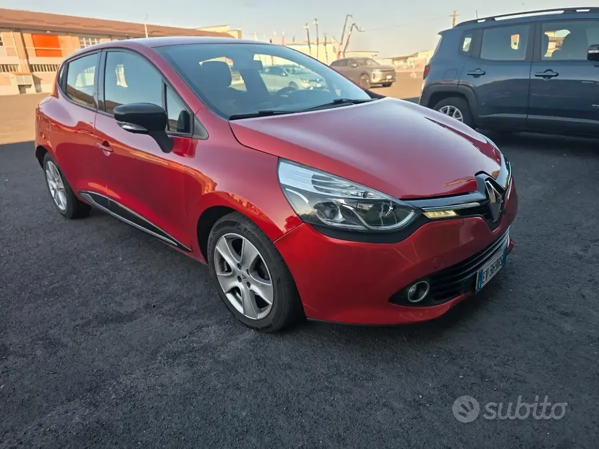 Usata Renault Clio IV 90 CV (66 kW) 2014 Rosso Berlina