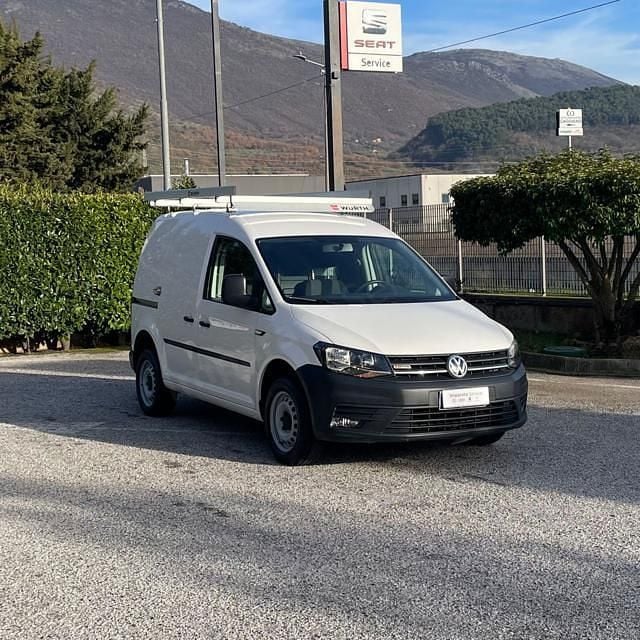 Usata VW Caddy Business 122 CV (89 kW) 2019 Bianco Monovolume