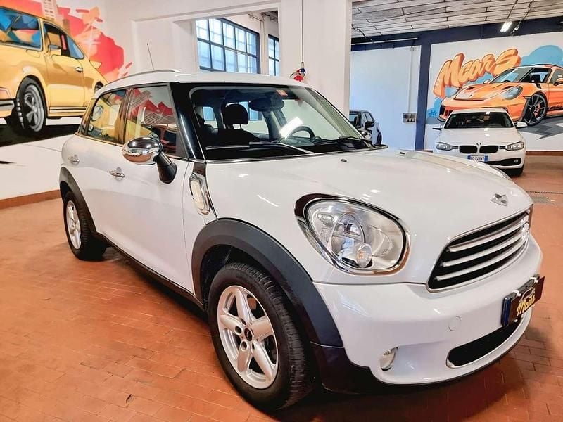 Bianco Usata 2011 Mini One Countryman SUV | 6200 € (Buon prezzo) - Immagine 1/4