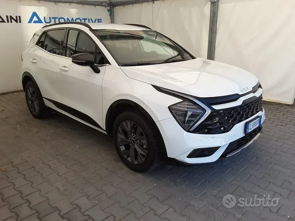 Usata Kia Sportage GT-Line 179 CV (131 kW) 2023 Bianco SUV