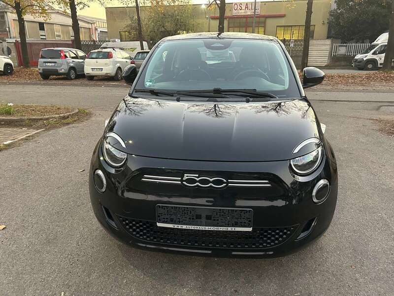 Nero Usata 2022 Fiat 500e Action Due volumi | 12.700 € (Super prezzo) - Immagine 1/4