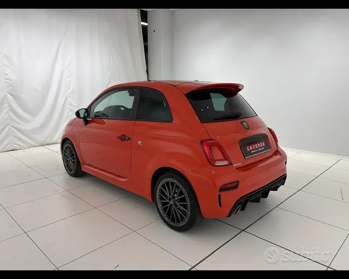 Usata Abarth 595 165 CV (121 kW) 2023 Giallo Berlina