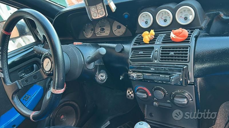 Usata Fiat Punto 80 CV (58 kW) 1999 Blu Berlina