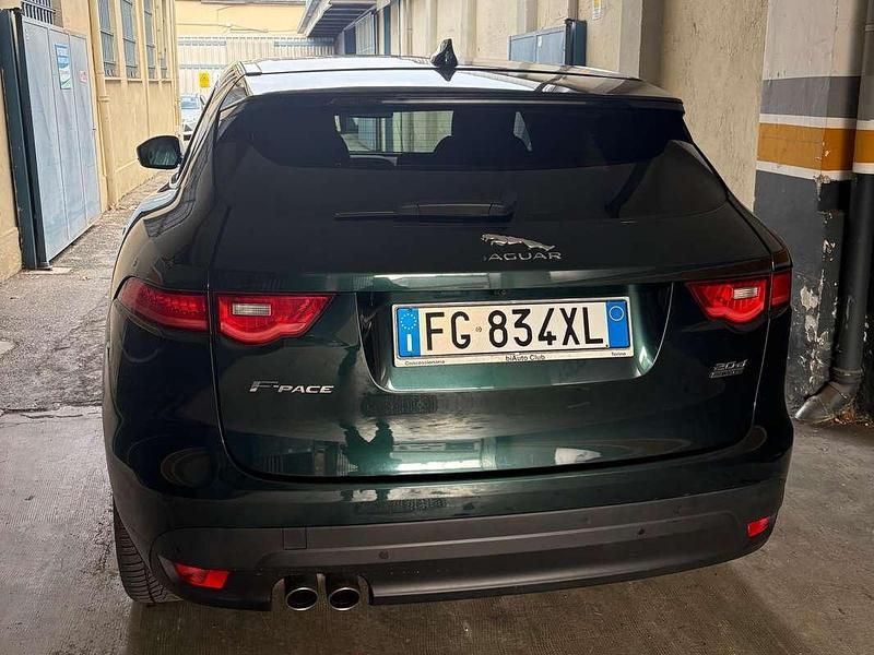 Usata Jaguar F-Pace R-Sport 179 CV (131 kW) 2017 Verde SUV