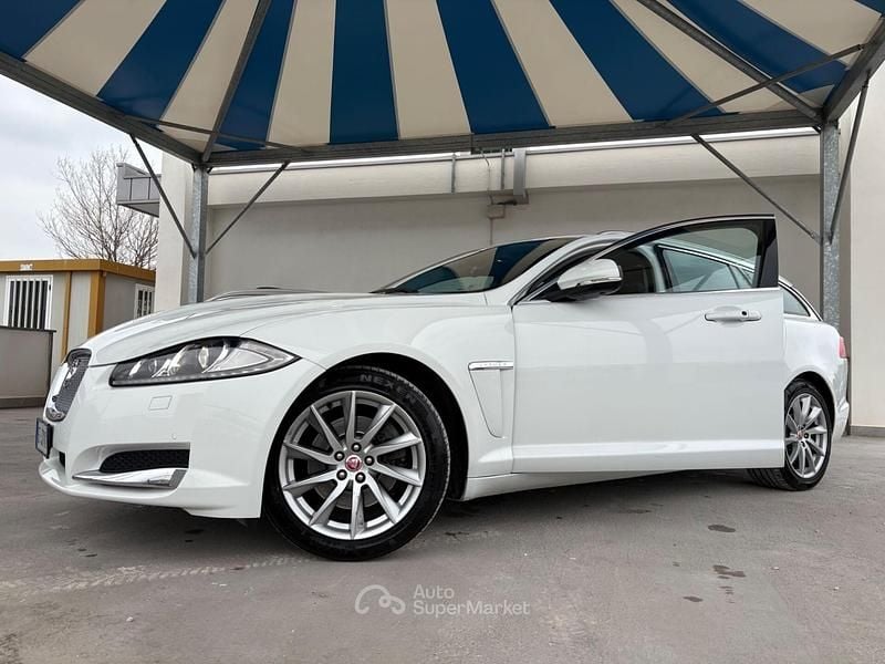 Usata Jaguar XF Sportbrake 163 CV (119 kW) 2014 Bianco Station wagon