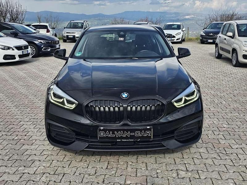 Usata BMW 118 Advantage 150 CV (110 kW) 2023 Nero Utilitaria