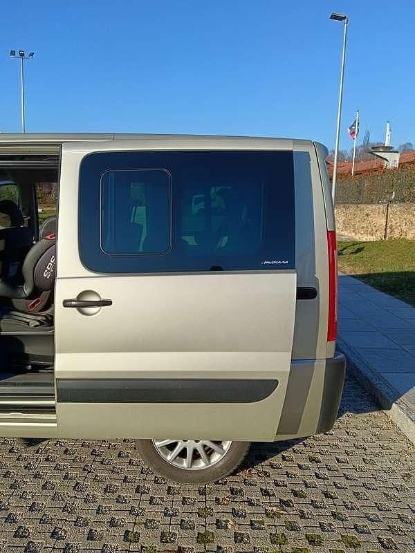 Usata Fiat Scudo 136 CV (100 kW) 2010 Oro Furgone