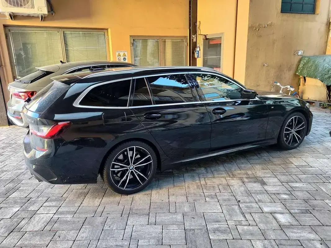 Usado BMW 330 M Sport 265 HP (194 kW) 2020 Preto Carrinha