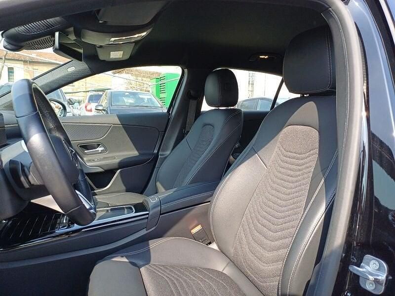 Usata Mercedes A180 Advanced Plus 116 CV (85 kW) 2023 Nero notte Utilitaria