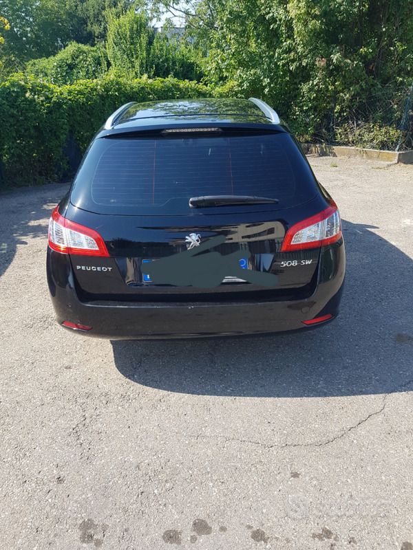 Nero Usata 2011 Peugeot 508 Station wagon | 2800 € (Ottimo prezzo) - Immagine 1/4