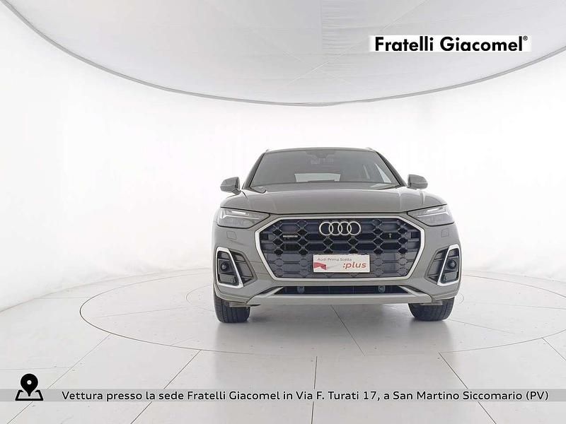Usata Audi Q5 S-Line 204 CV (150 kW) 2024 Grigio chronos metallizzato SUV