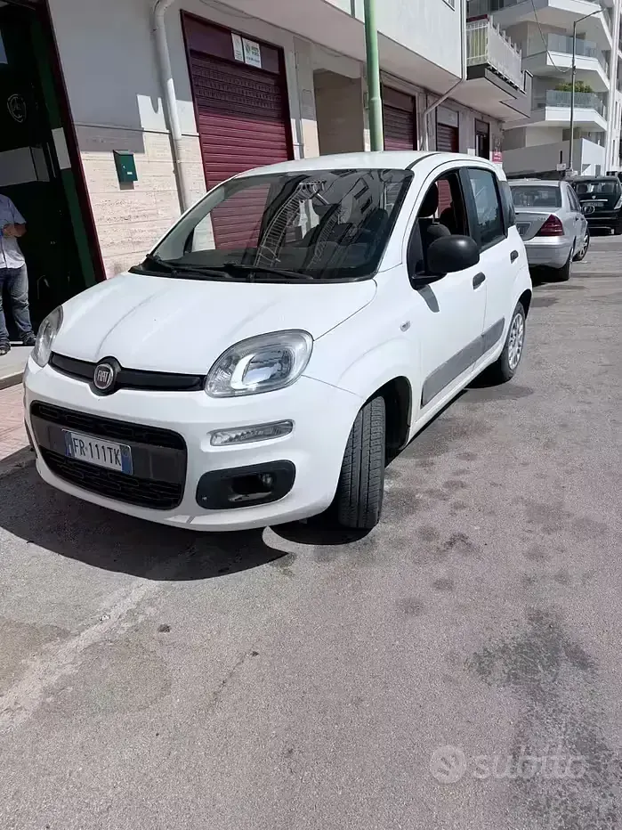 Usata Fiat Panda Lounge 69 CV (50 kW) 2018 Bianco Utilitaria