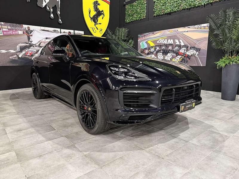 Usata Porsche Cayenne Coupe 460 CV (338 kW) 2020 Nero jet metallic Coupé