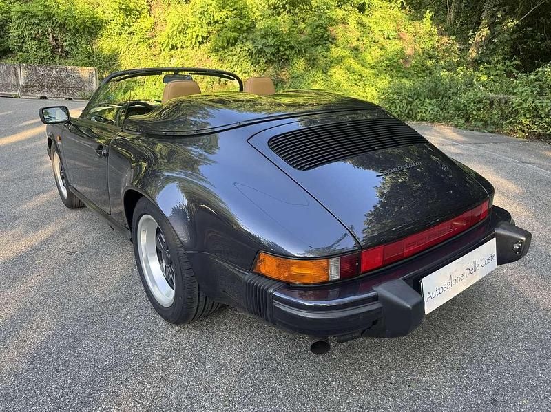 Usata Porsche 911 218 CV (160 kW) 1987 Blu/azzurro Cabrio