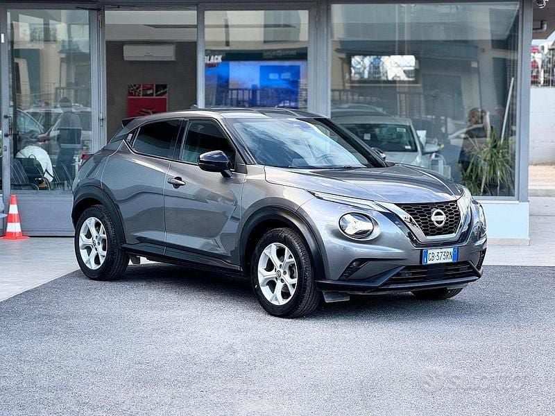 Usata Nissan Juke 114 CV (83 kW) 2022 Grigio SUV