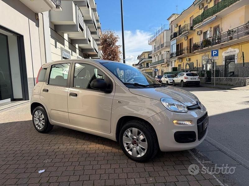 Usata Fiat Panda Easy 70 CV (51 kW) 2017 Bianco Utilitaria