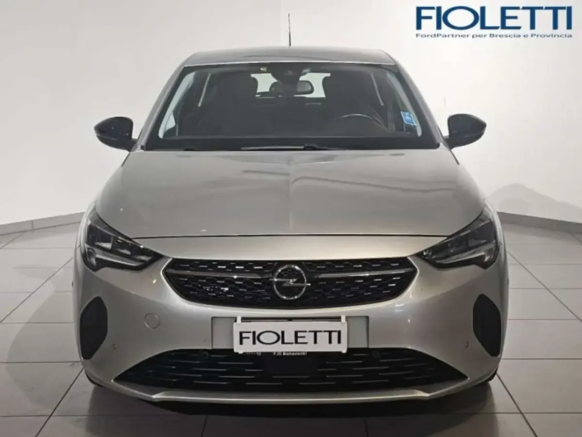 Usata Opel Corsa Elegance 102 CV (75 kW) 2022 Argento Utilitaria