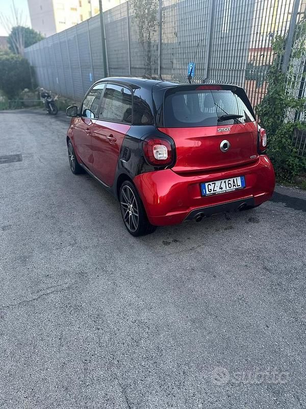 Begagnad Smart ForFour Brabus 109 HK (80 kW) 2016 Röd Halvkombi