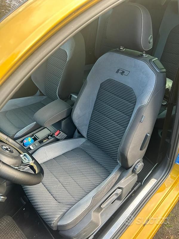 Usata 2018 VW Golf VII R-line Tre volumi | 14.500 € (Buon prezzo) - Immagine 1/4