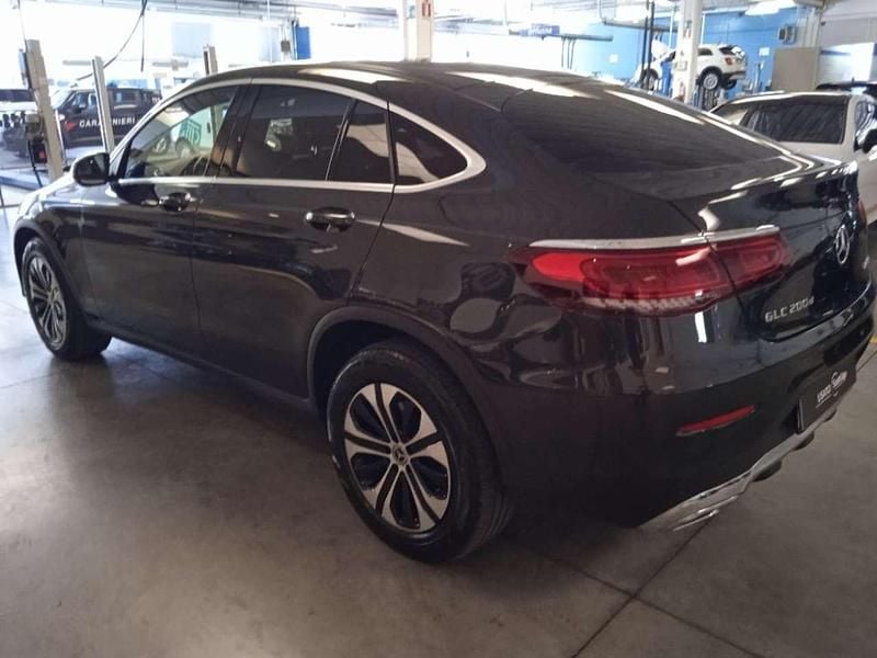 Usata Mercedes GLC200 163 CV (119 kW) 2022 Nero SUV
