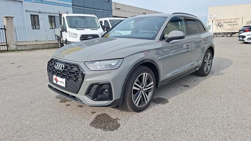 Usata Audi Q5 S-line plus 163 CV (119 kW) 2021 Grigio SUV