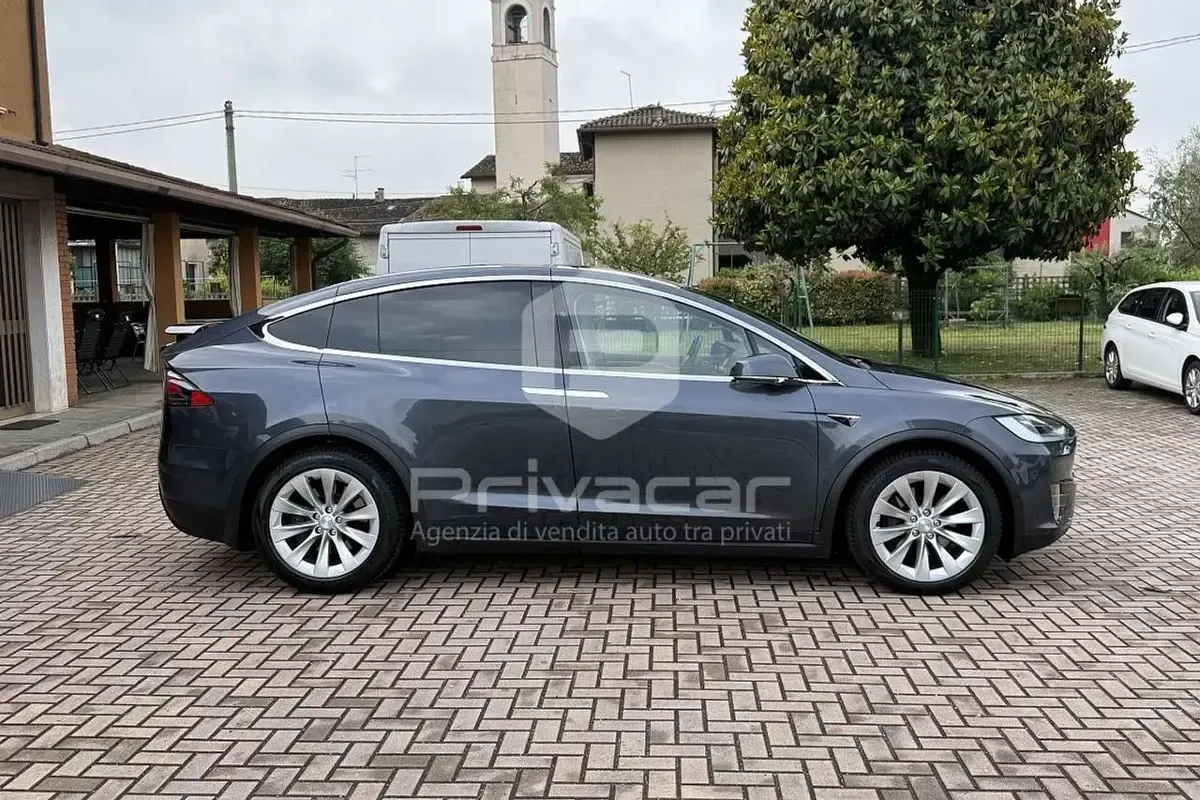 Usata Tesla Model X 158 kW (215 CV) 2019 Grigio SUV